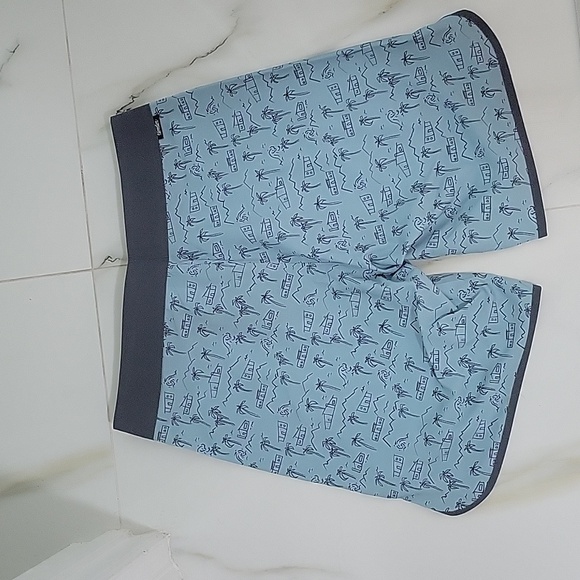 NWT Men's Swim Shorts - Picture 6 of 6